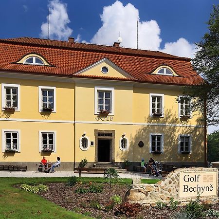 Penzion Cernicka Obora Bechyně エクステリア 写真